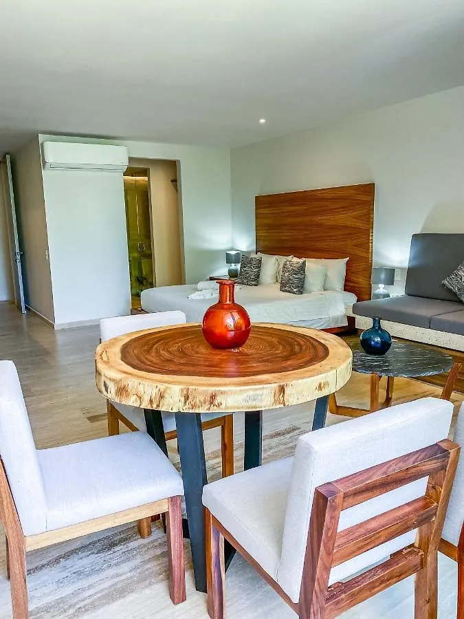 Big Studio At Kaab By The Beach With Roof Top Pool, Sauna And Jacuzzi Near Paseo Del Carmen Mall Playa del Carmen Apartment