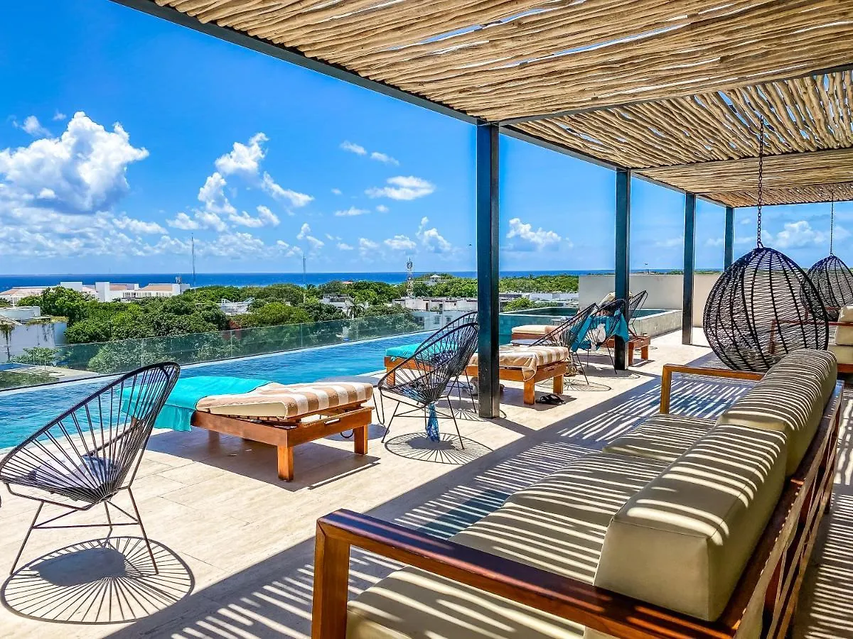 Big Studio At Kaab By The Beach With Roof Top Pool, Sauna And Jacuzzi Near Paseo Del Carmen Mall Playa del Carmen