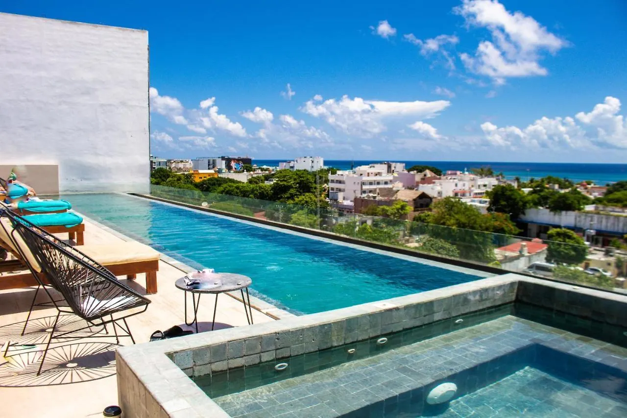 Big Studio At Kaab By The Beach With Roof Top Pool, Sauna And Jacuzzi Near Paseo Del Carmen Mall Playa del Carmen Apartment