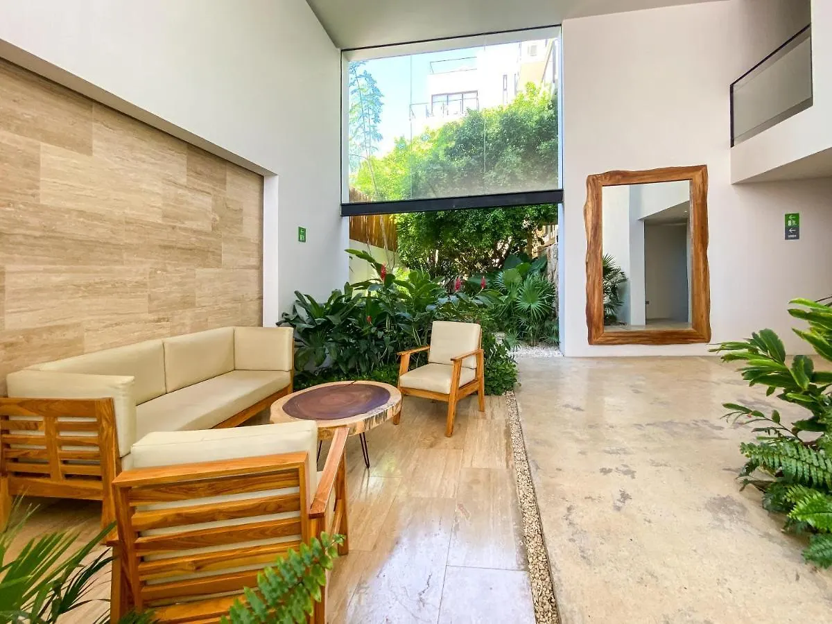 Big Studio At Kaab By The Beach With Roof Top Pool, Sauna And Jacuzzi Near Paseo Del Carmen Mall Playa del Carmen Apartment