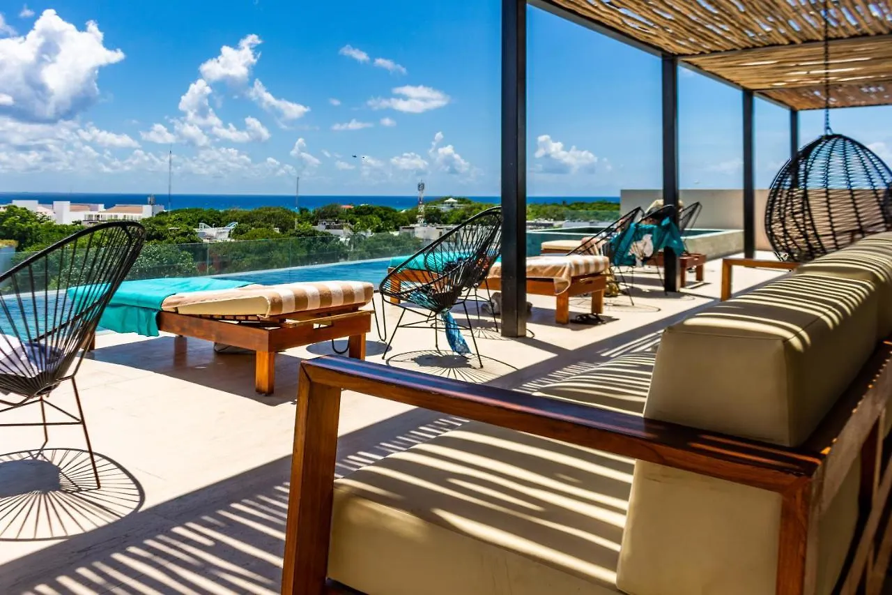 Big Studio At Kaab By The Beach With Roof Top Pool, Sauna And Jacuzzi Near Paseo Del Carmen Mall Playa del Carmen Apartment